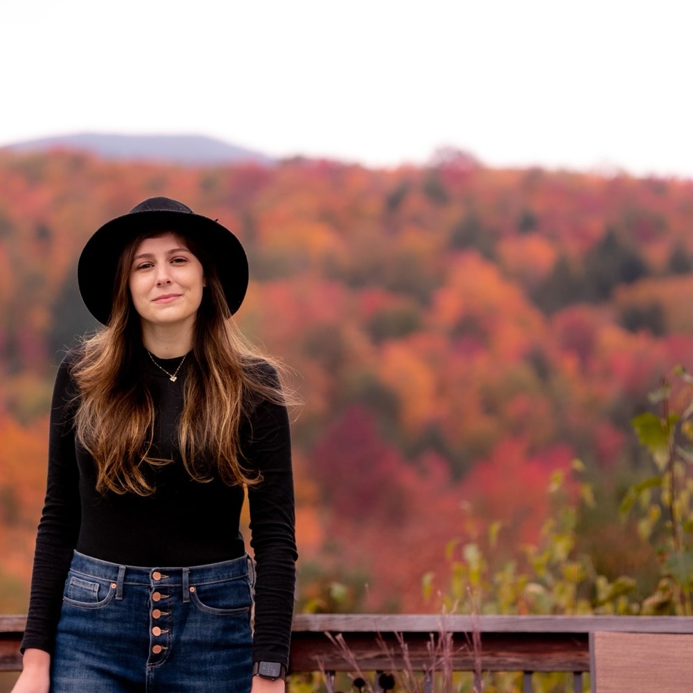 Meet your Posher, Hannah